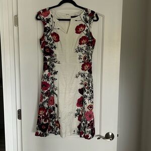 WHBM white with flowers sleeveless dress with pockets